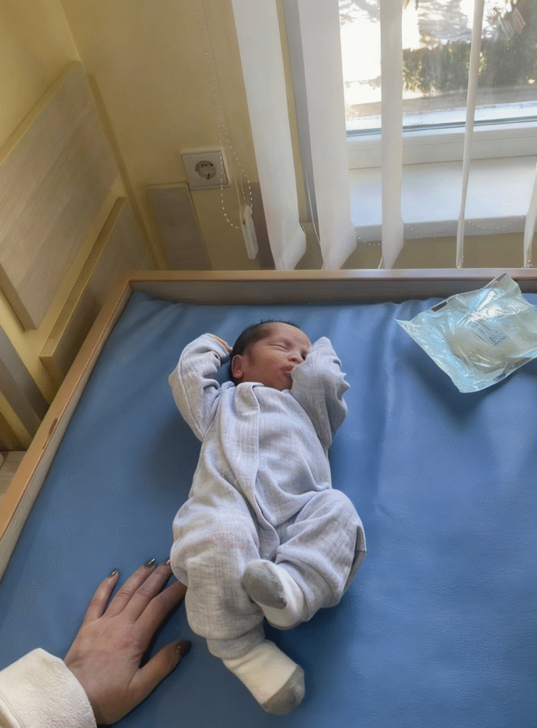 截屏2025-11-29 17.57.00